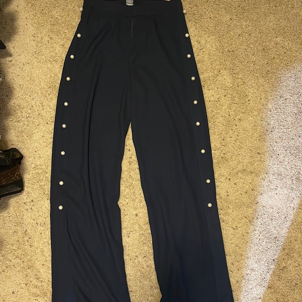 Wide leg pants